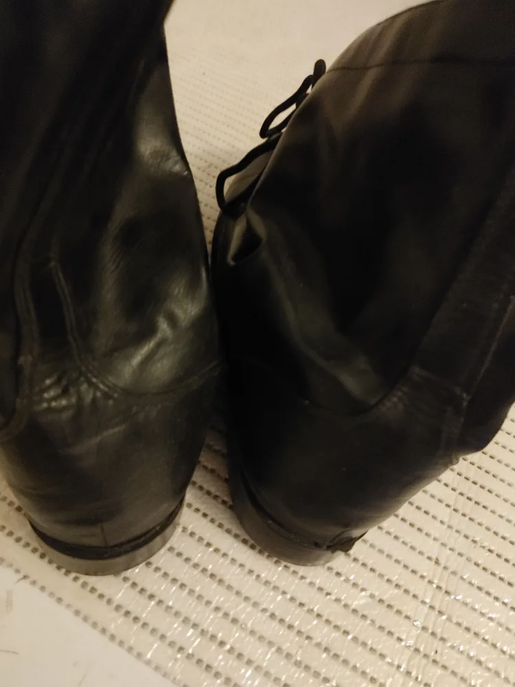 Safe Step Black Boots Size 8.5 image indicator(3)