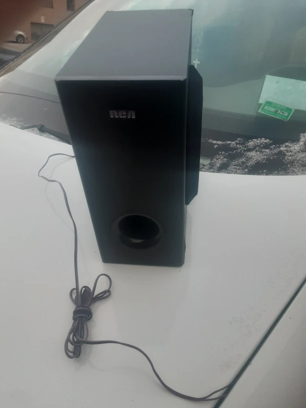 RCA Subwoofer - untested Charity donation*