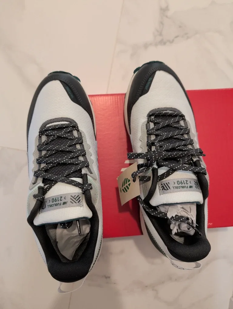 New Balance FuelCell 2190 Trail Running Shoes - 9.5 image indicator(2)