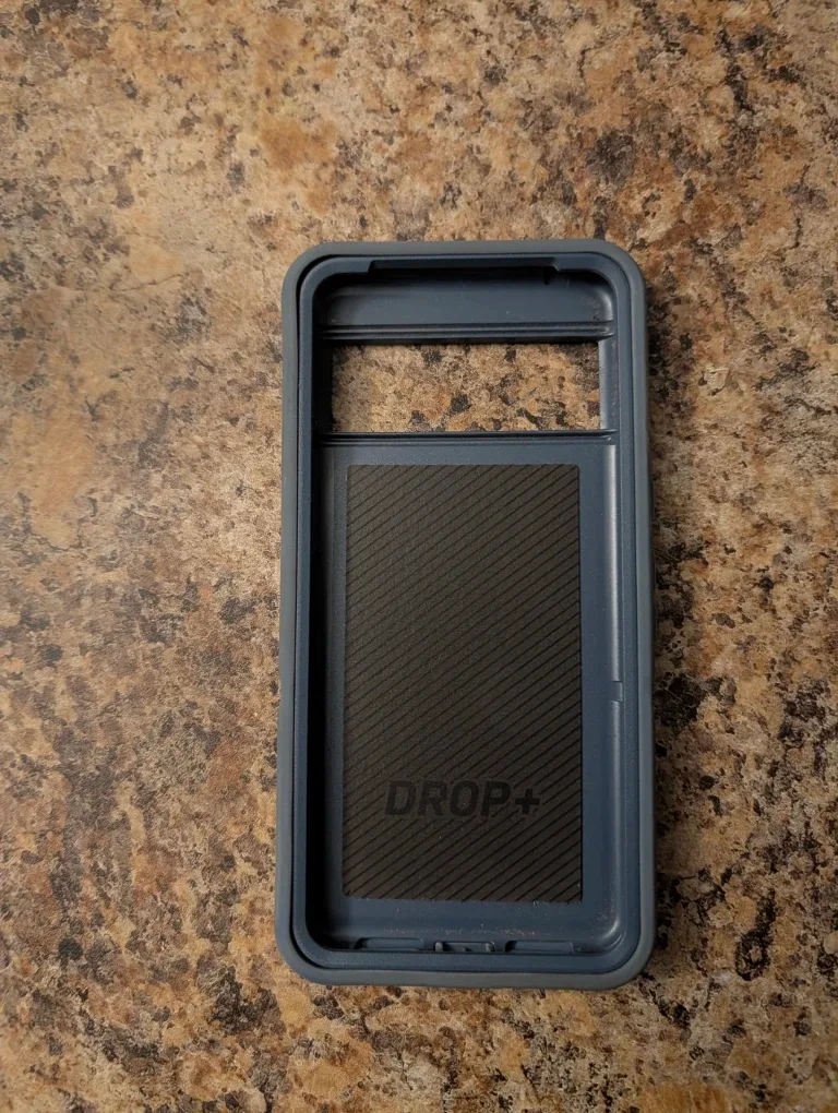 OtterBox Defender Case for Google Pixel 8 Pro image indicator(3)