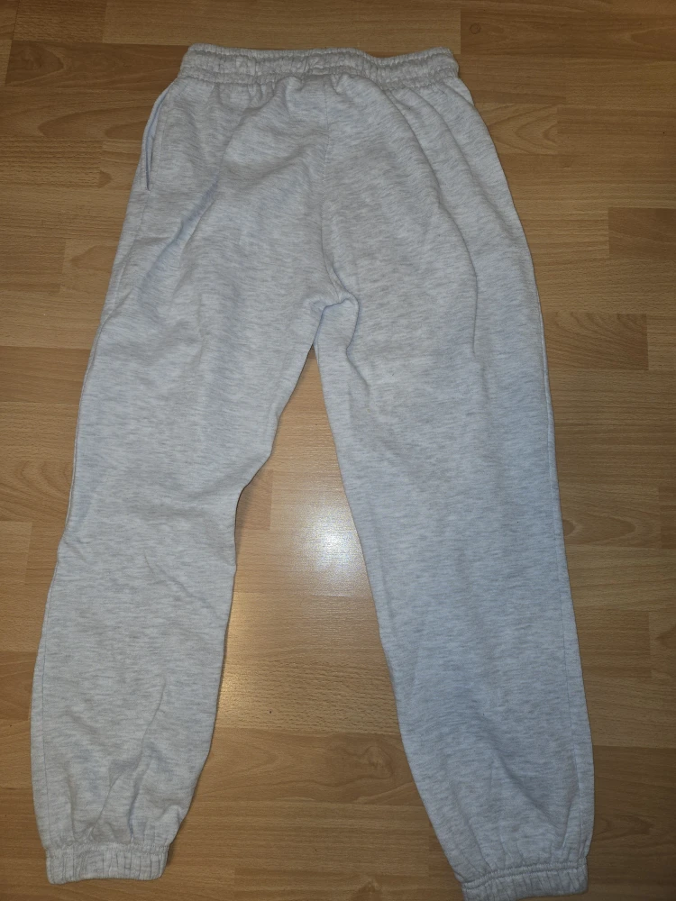 Refuge Athletics Grey Sweatpants - Size Small - photo 2