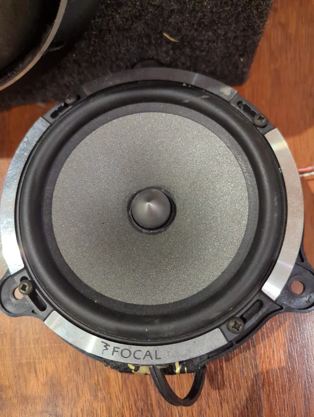 Rockford Fosgate P2 Subwoofer, Clarion Amp, Focal Speakers image indicator(2)