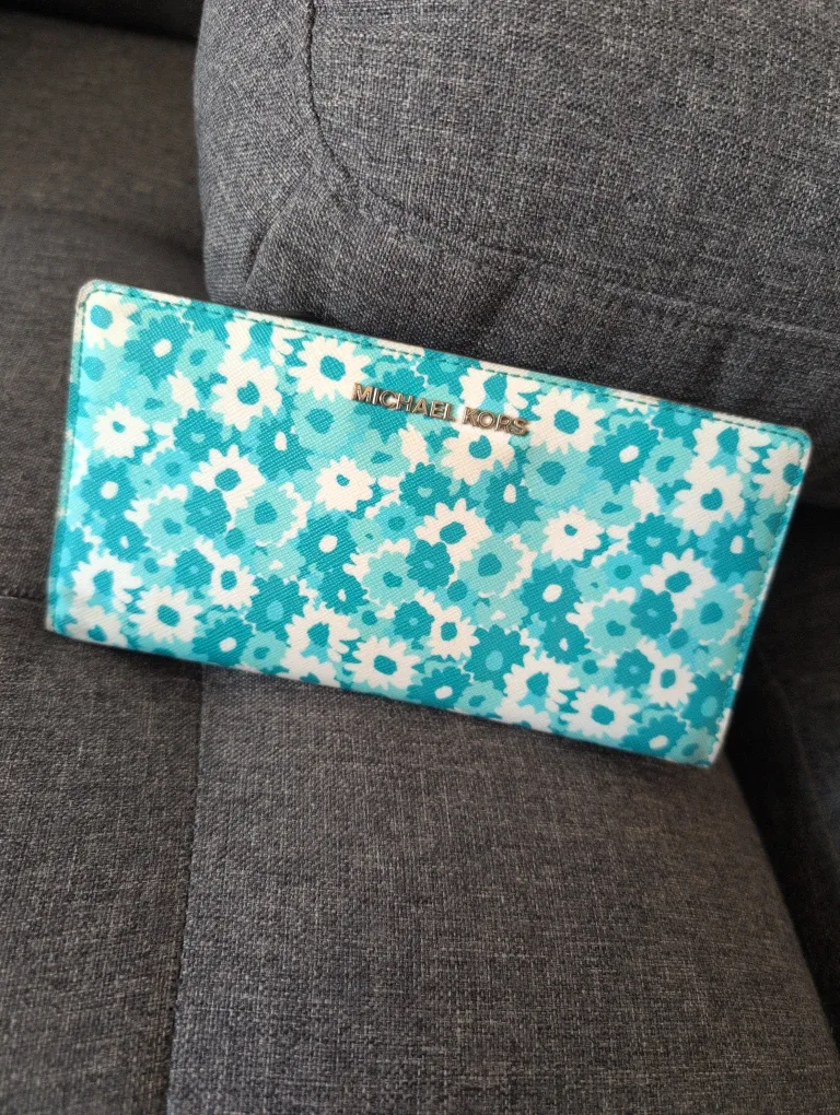 Michael Kors Wallet - Turquoise