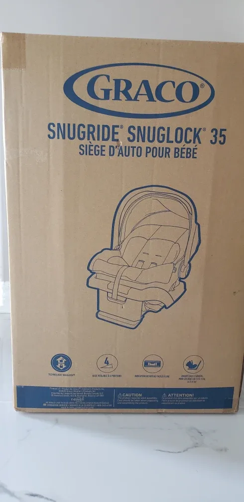 Graco SnugRide SnugLock 35 Infant Car Seat + Base