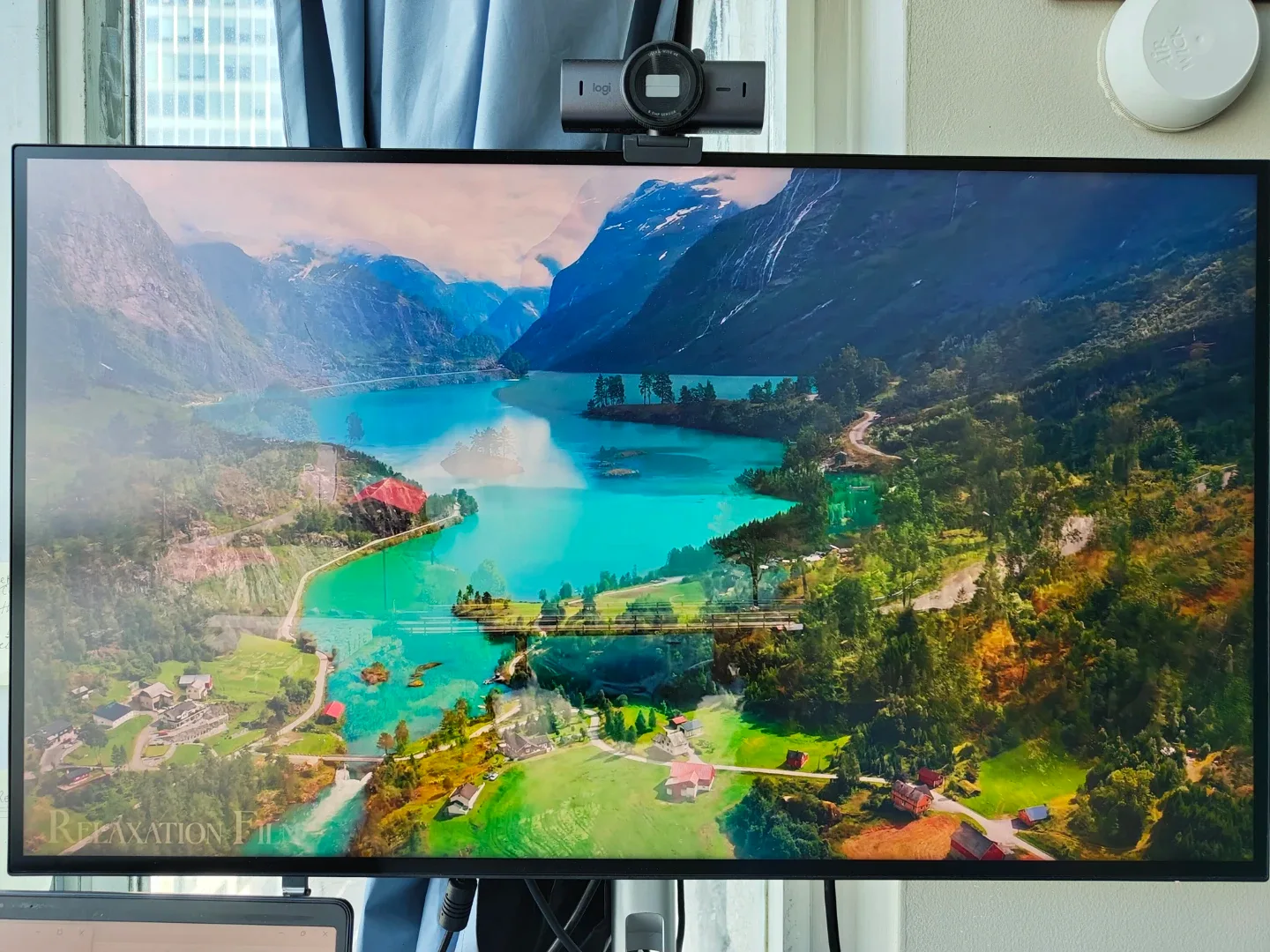 Dell UltraSharp 32-inch 4K Monitor - New in Box! image indicator(3)