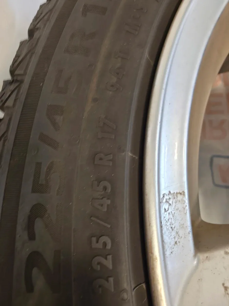 4 Viking Continental 225/45 R17 Winter Tires + rims image indicator(5)