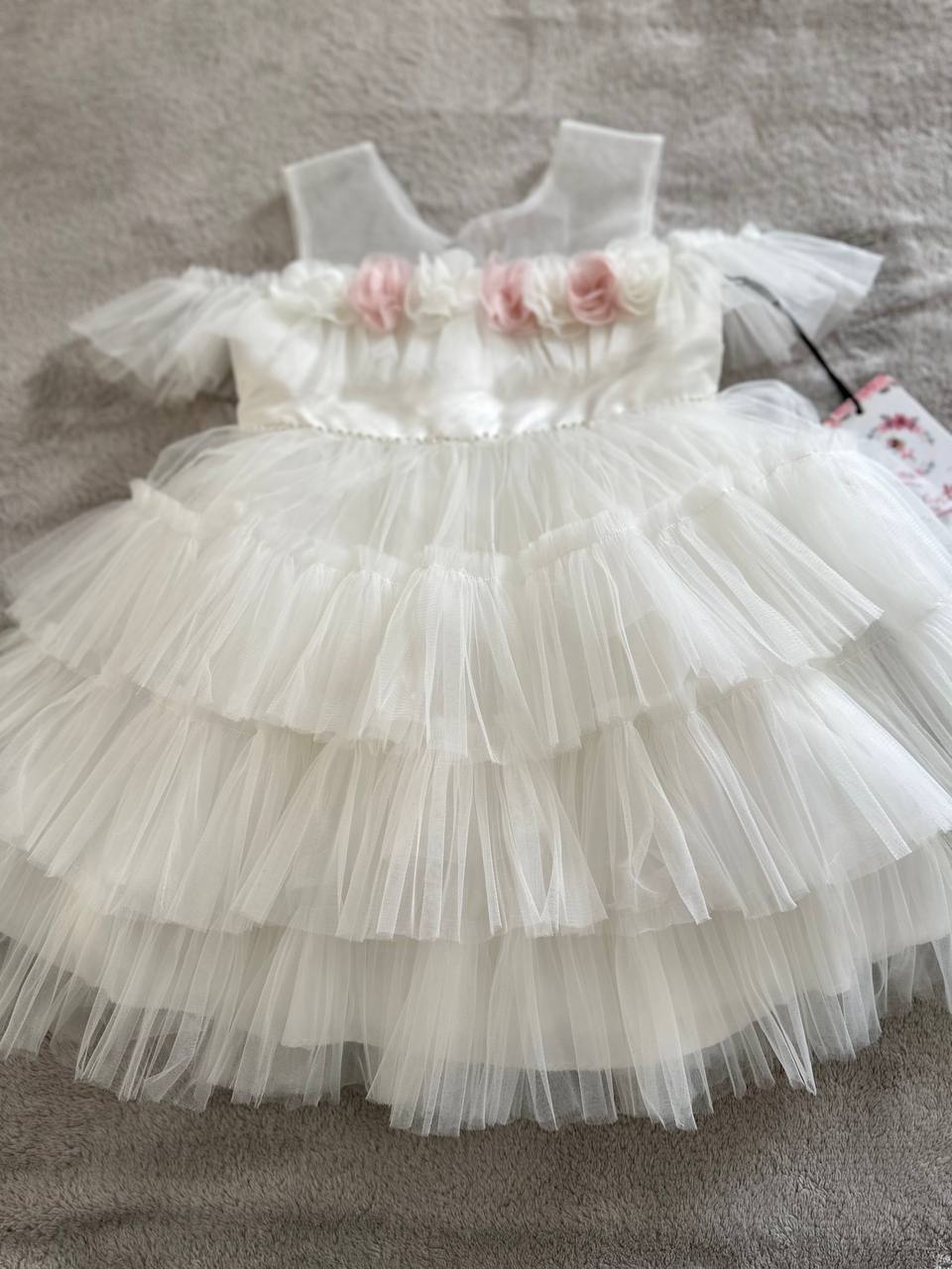 Lindass Princess Dress - New with Tags - photo 3