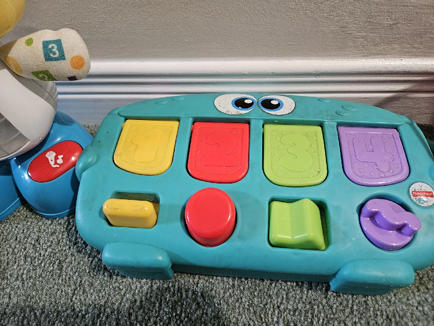 Fisher-Price BeatBo & Pop-Up Monster Truck Bundle - photo 3
