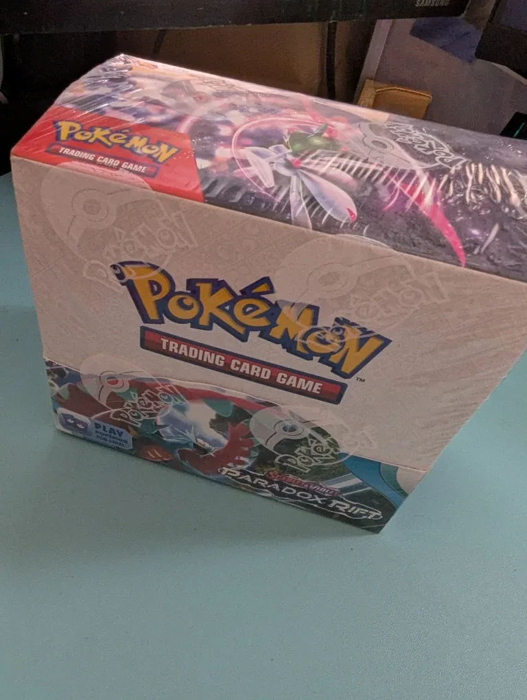 Scarlet & Violet—Paradox Rift Booster Box image indicator(2)