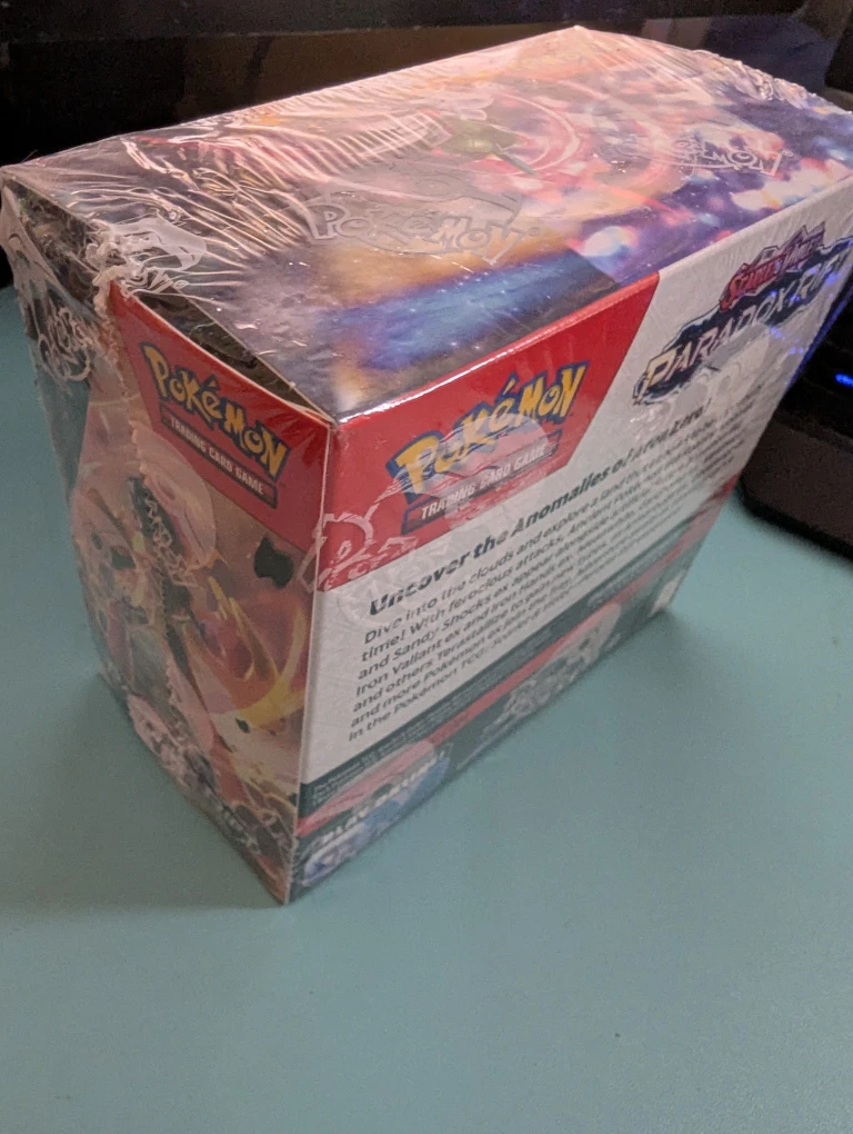 Scarlet & Violet—Paradox Rift Booster Box - photo 3