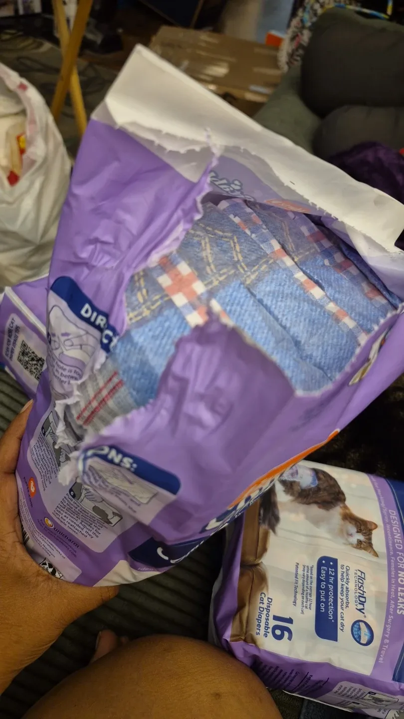 Hartz Comfitables Cat Diapers - Medium Size image indicator(3)