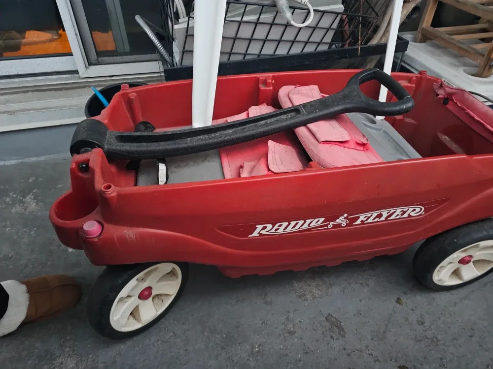 Radio Flyer Wagon