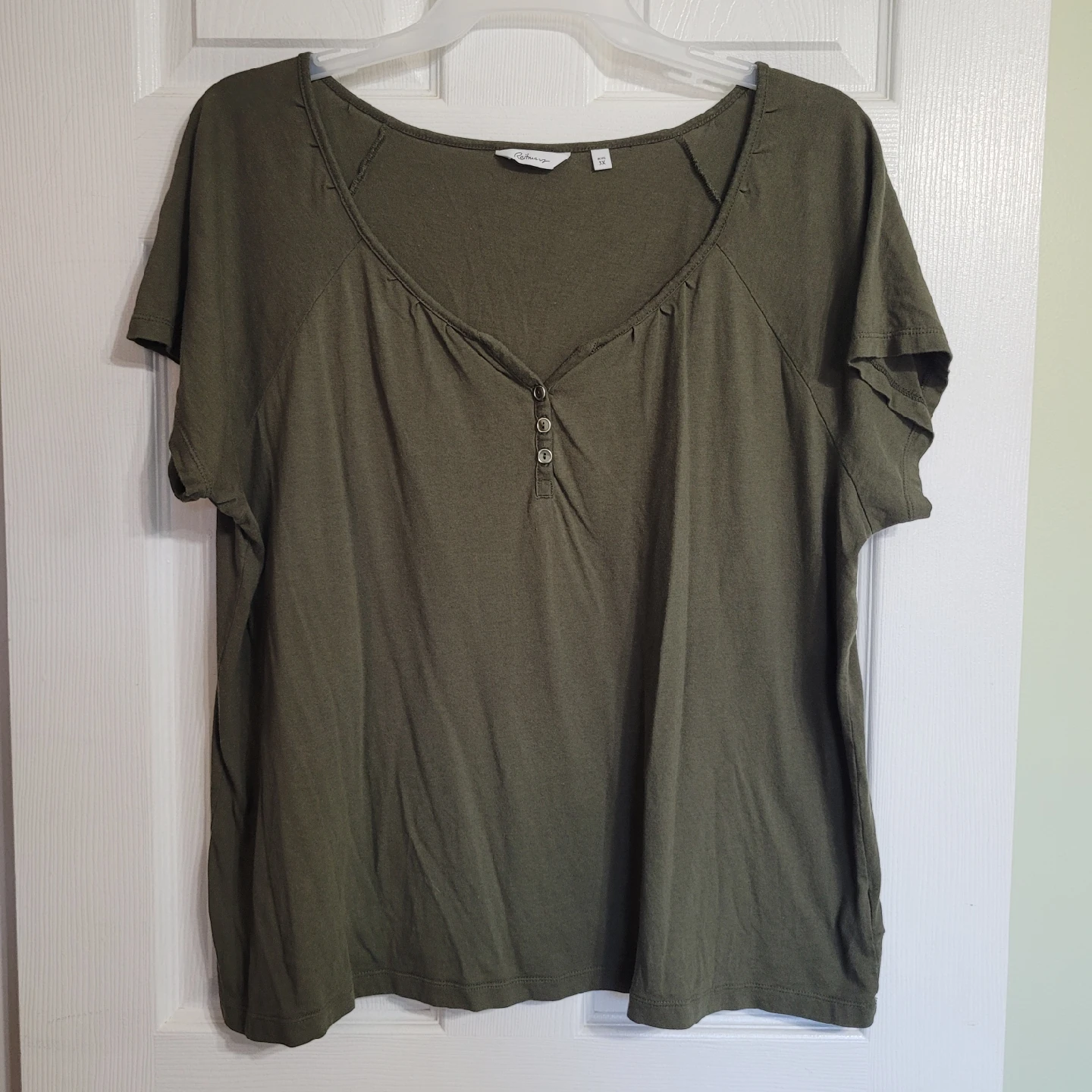 Ladies Size 3X Light Top