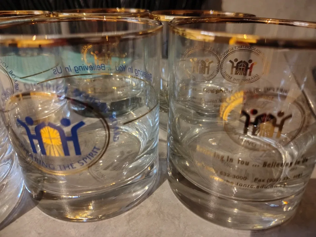 Vintage Whiskey Glasses image indicator(4)