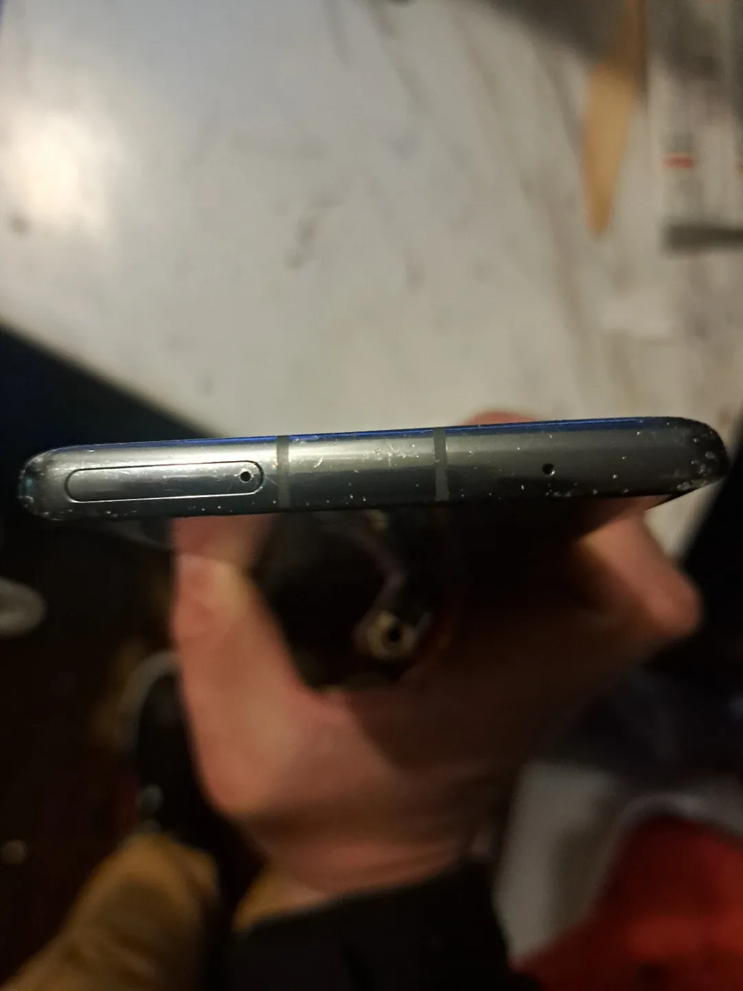 Used LG Phone - Damaged Condition image indicator(3)