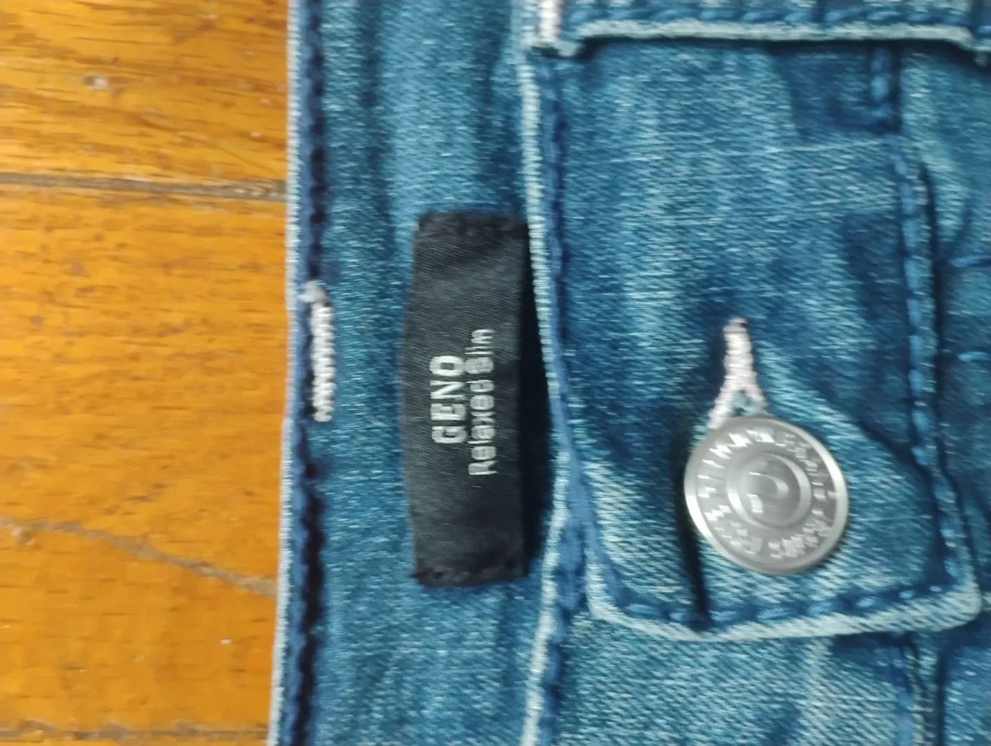 True Religion Geno Relaxed Slim Jeans W36 L32 image indicator(7)