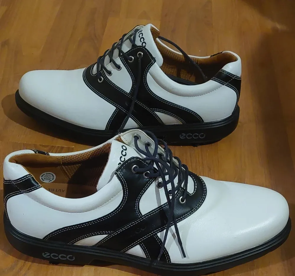 Ecco White & Black Golf Shoes image indicator(4)