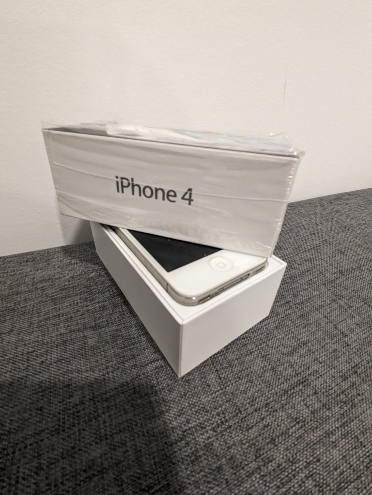 iPhone 4 - White