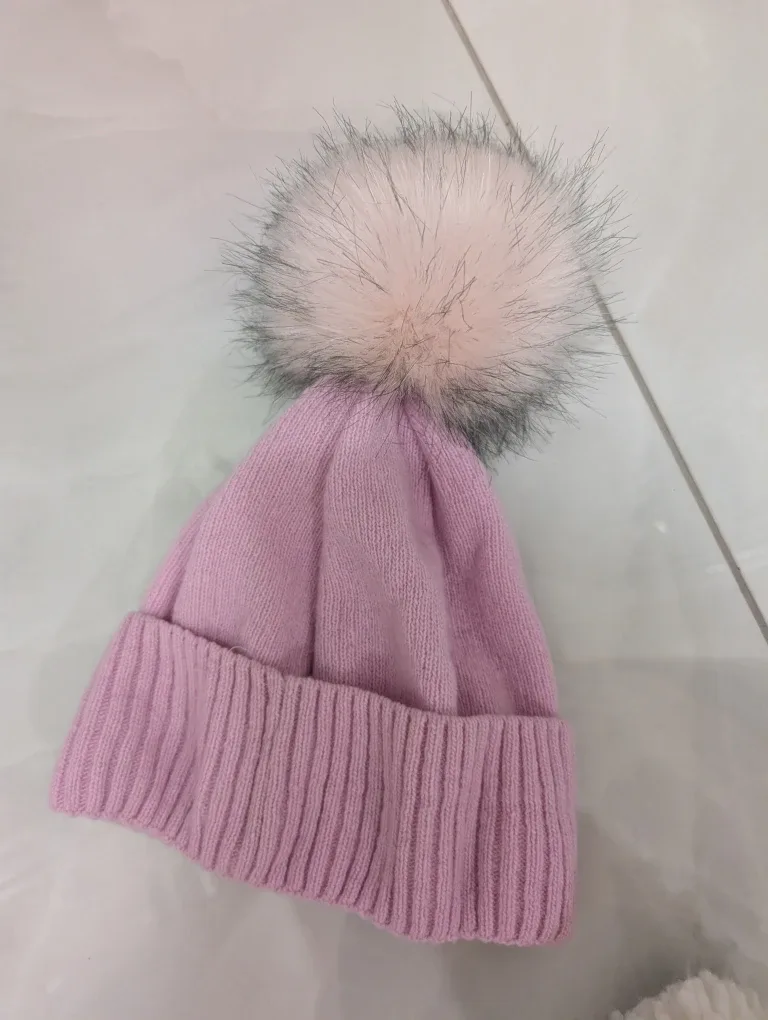 Assorted Kids Winter Beanies image indicator(4)