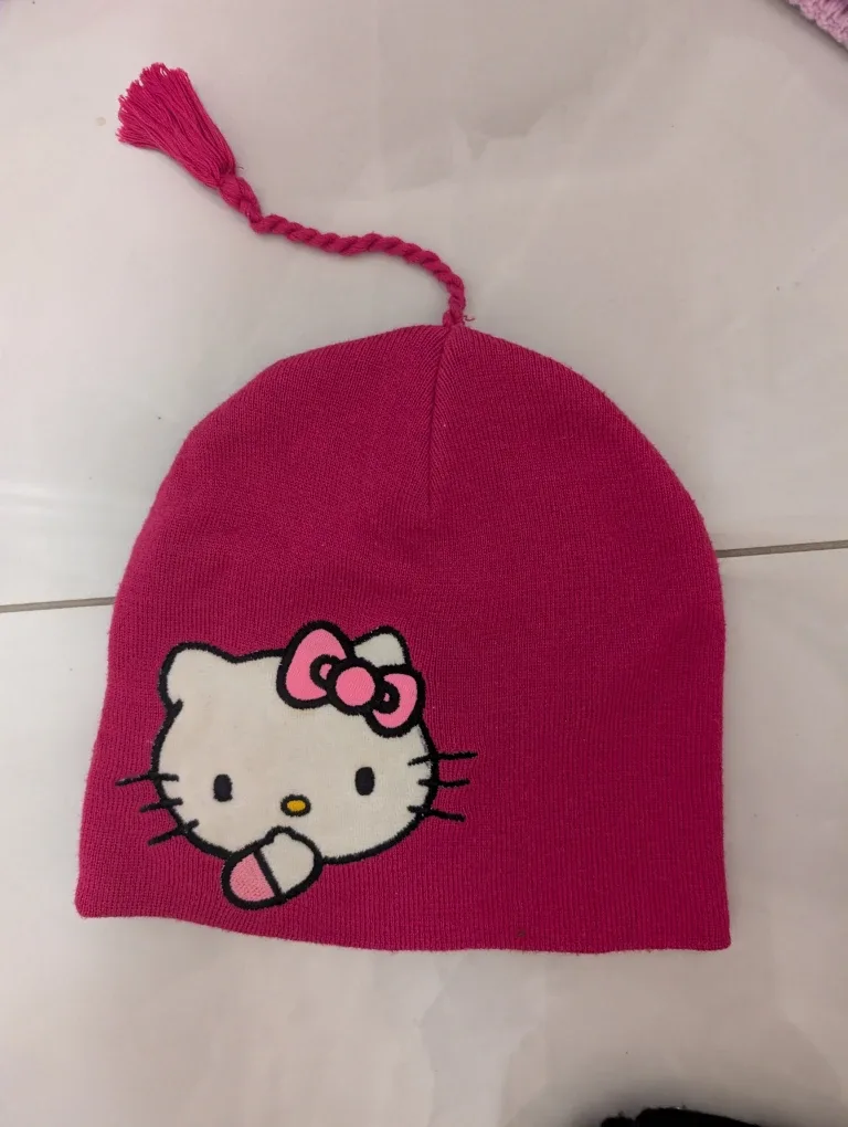 Assorted Kids Winter Beanies image indicator(6)