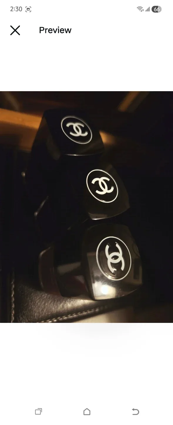 Chanel Le Vernis Nail Polish image indicator(2)