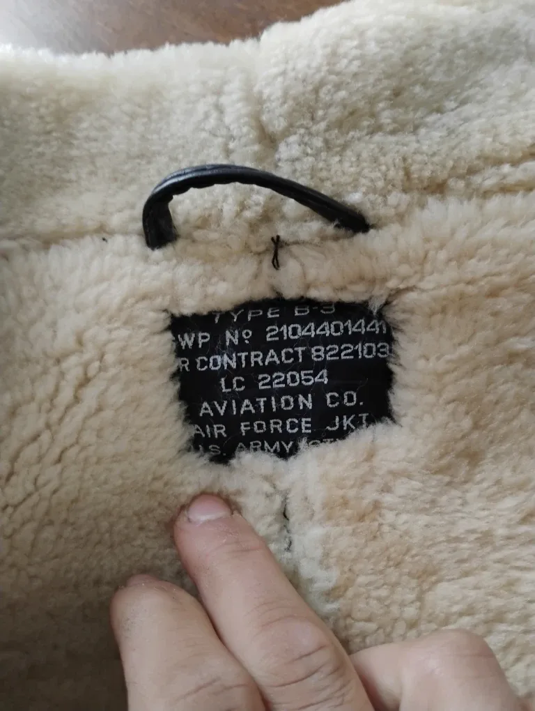 Authentic air force jacket real leather and sheepskin image indicator(3)