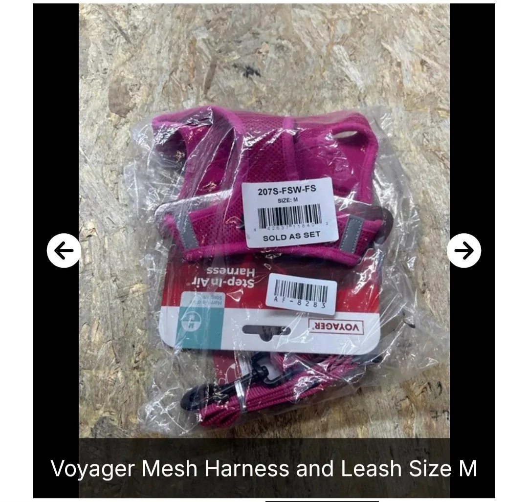 New Voyager Step-in Mesh Harness and Dog Leash Set – Size Medium image indicator(3)