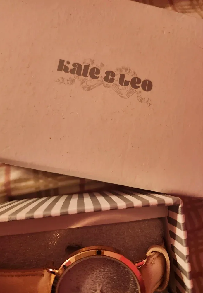 Kate & Leo Watch and Jewelry Set image indicator(4)