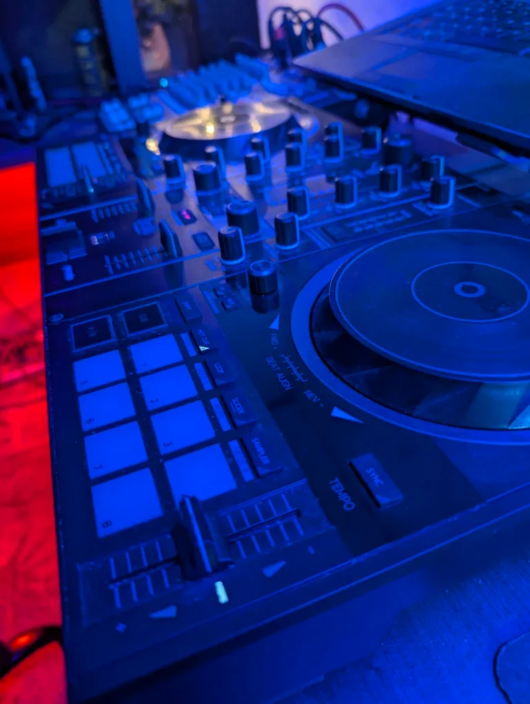 Hercules DJ Control Impulse 500