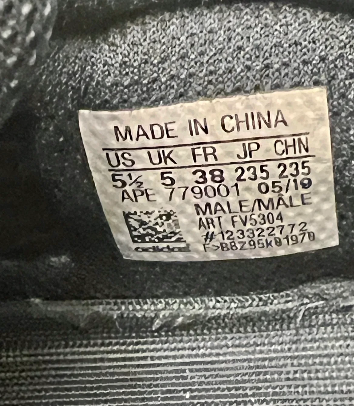 Adidas Yeezy Sneaker image indicator(6)