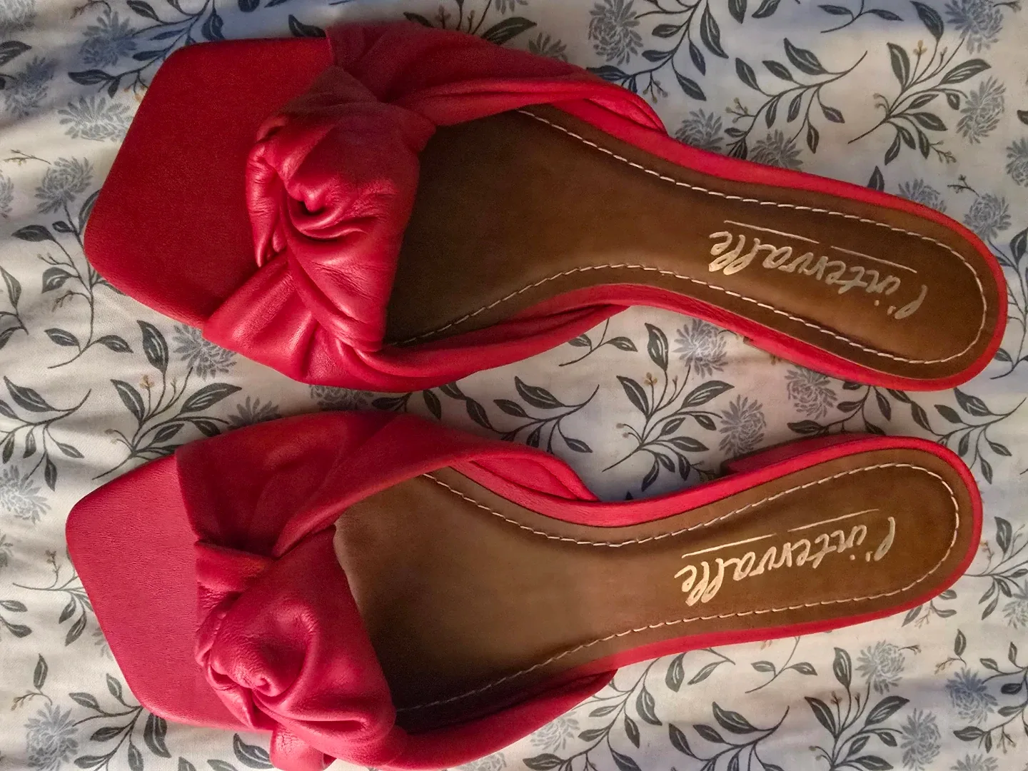 L'intervalle Red Leather Sandals - Size 8 thumbnail