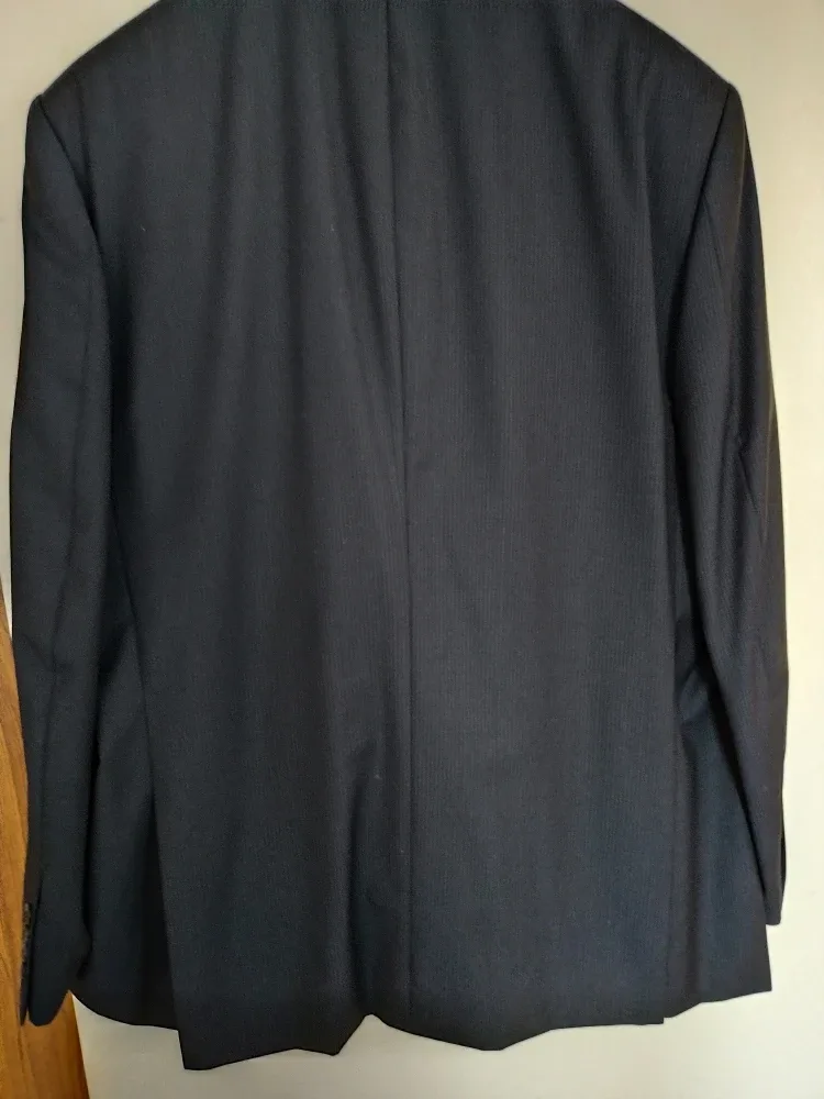 Boulevard Club Suit - Size 44R image indicator(2)