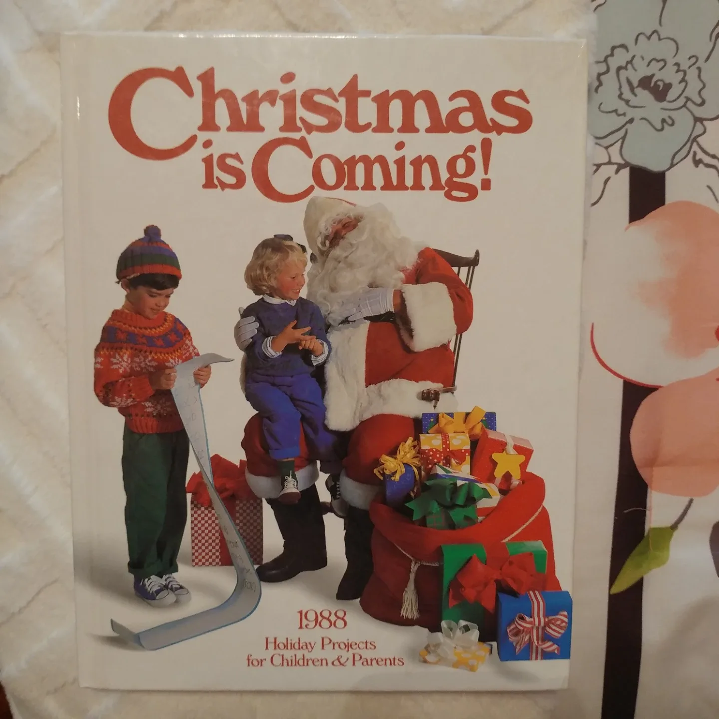 Christmas is Coming! 1988 Holiday Projects Book
