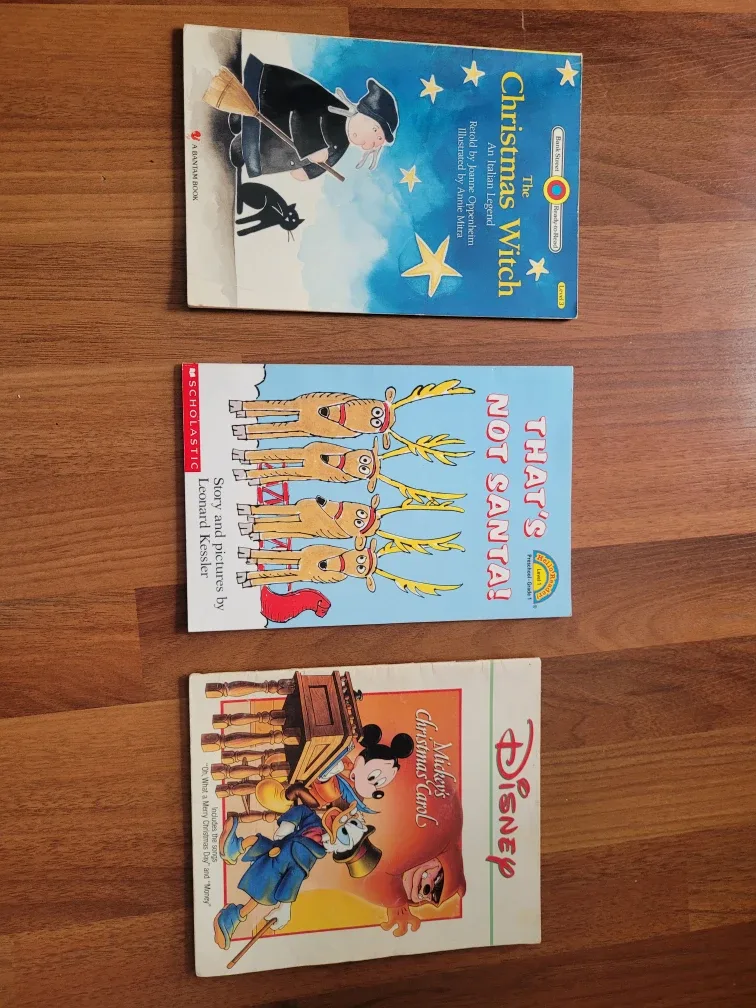 Kids' Christmas Books: Disney & Scholastic