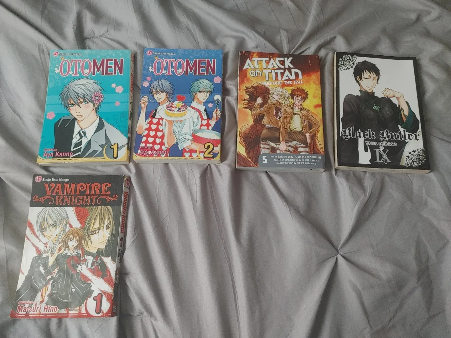 Manga Lot: Otomen, Attack on Titan, Vampire Knight, Black Butler