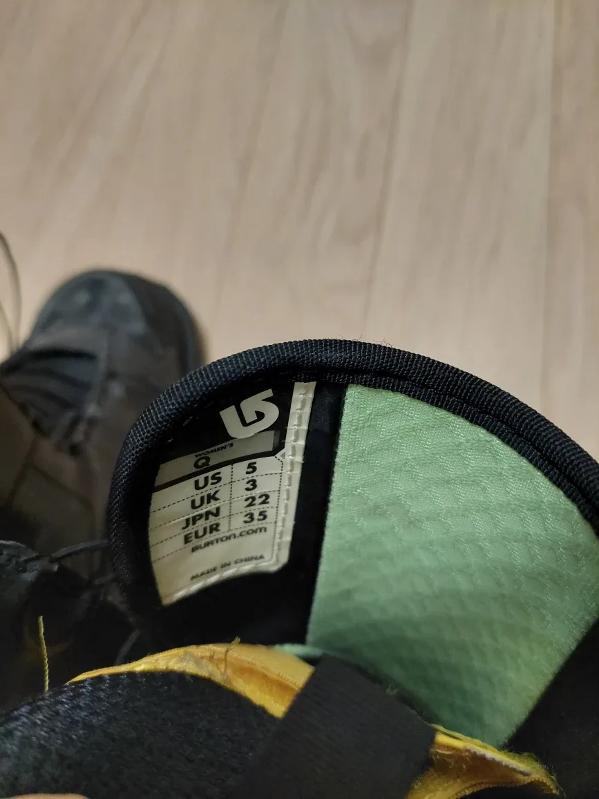 Burton Q Women's Snowboard Boots image indicator(5)