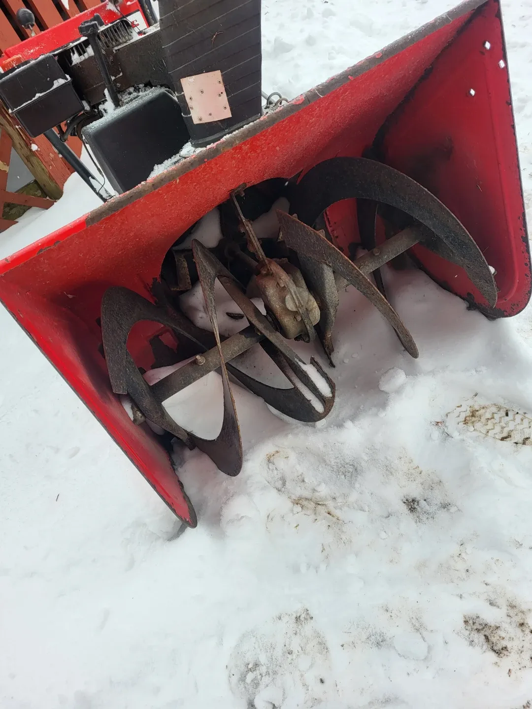 Sno-Trac 10/28 Snowblower image indicator(2)