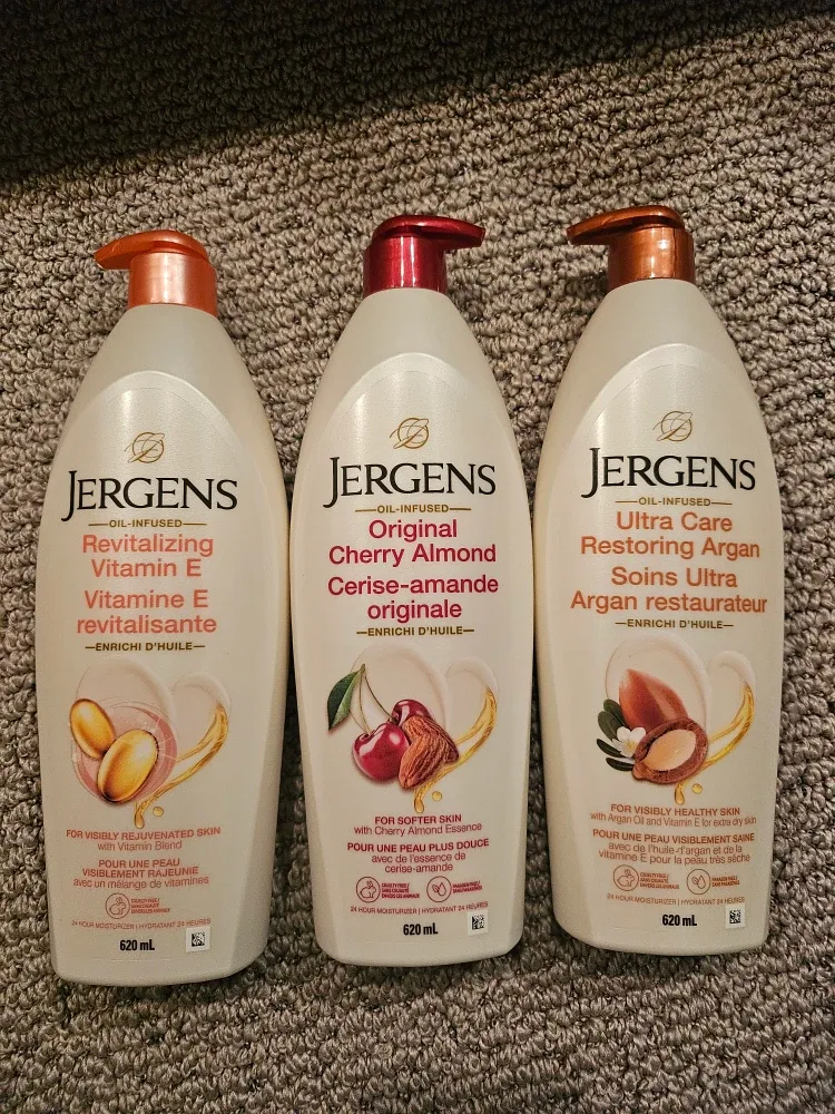 Jergens lotion (Price is Firm)