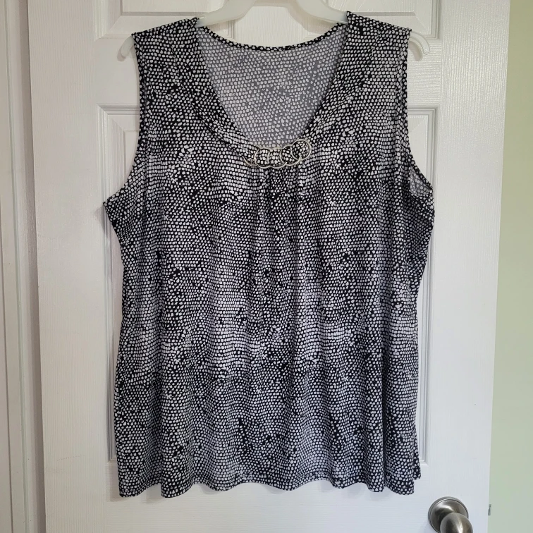 Ladies Size 3X Light Tank Top Blouse