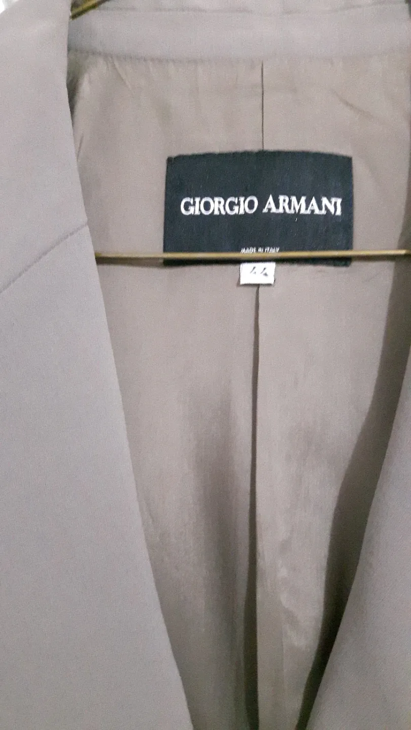Giorgio Armani Blazer - Size 44 image indicator(4)