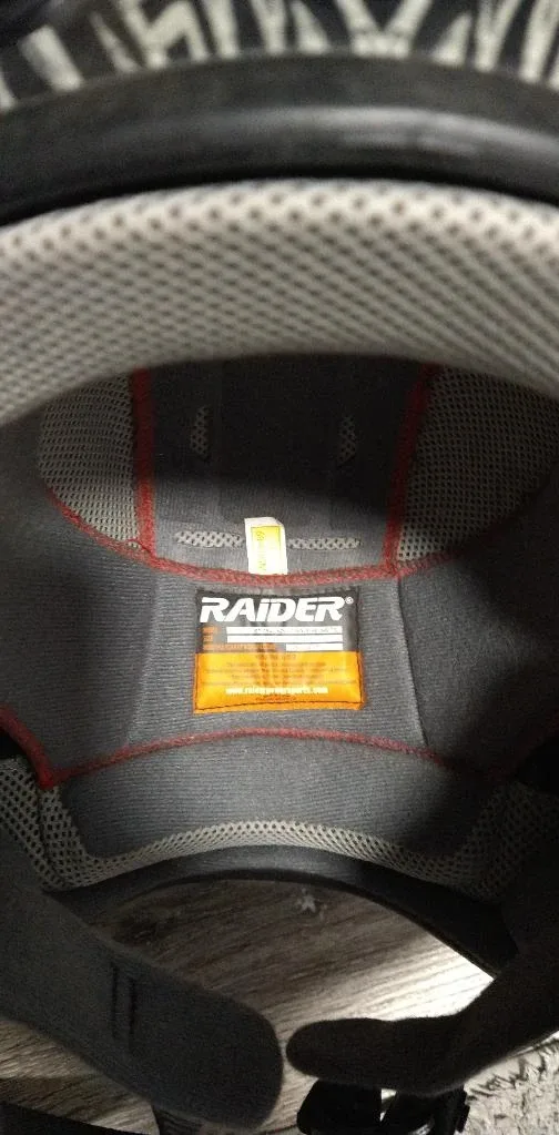 Raider Helmet - Gray & Black image indicator(2)