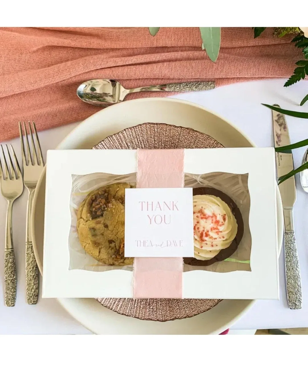 White Cookie/Pastry Gift Box - 8x5x2 inches 24 pcs image indicator(2)