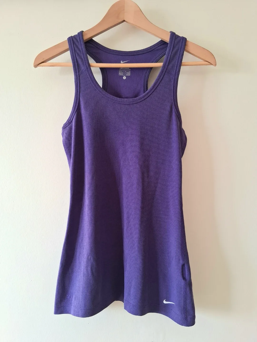 Nike Women Sz S image indicator(2)