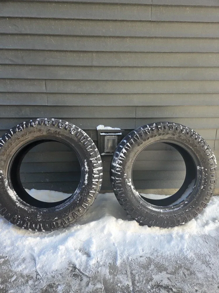 Goodyear Wrangler Tires - 275/60R20