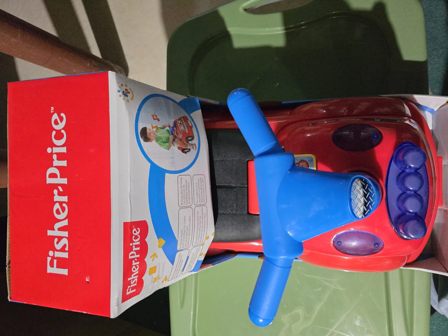 Fisher-Price Little People Lil' Fire Truck Ride-On - photo 2