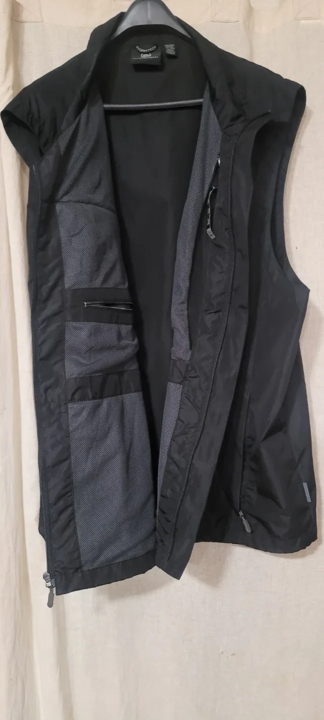 Cottage Creek Black Vest