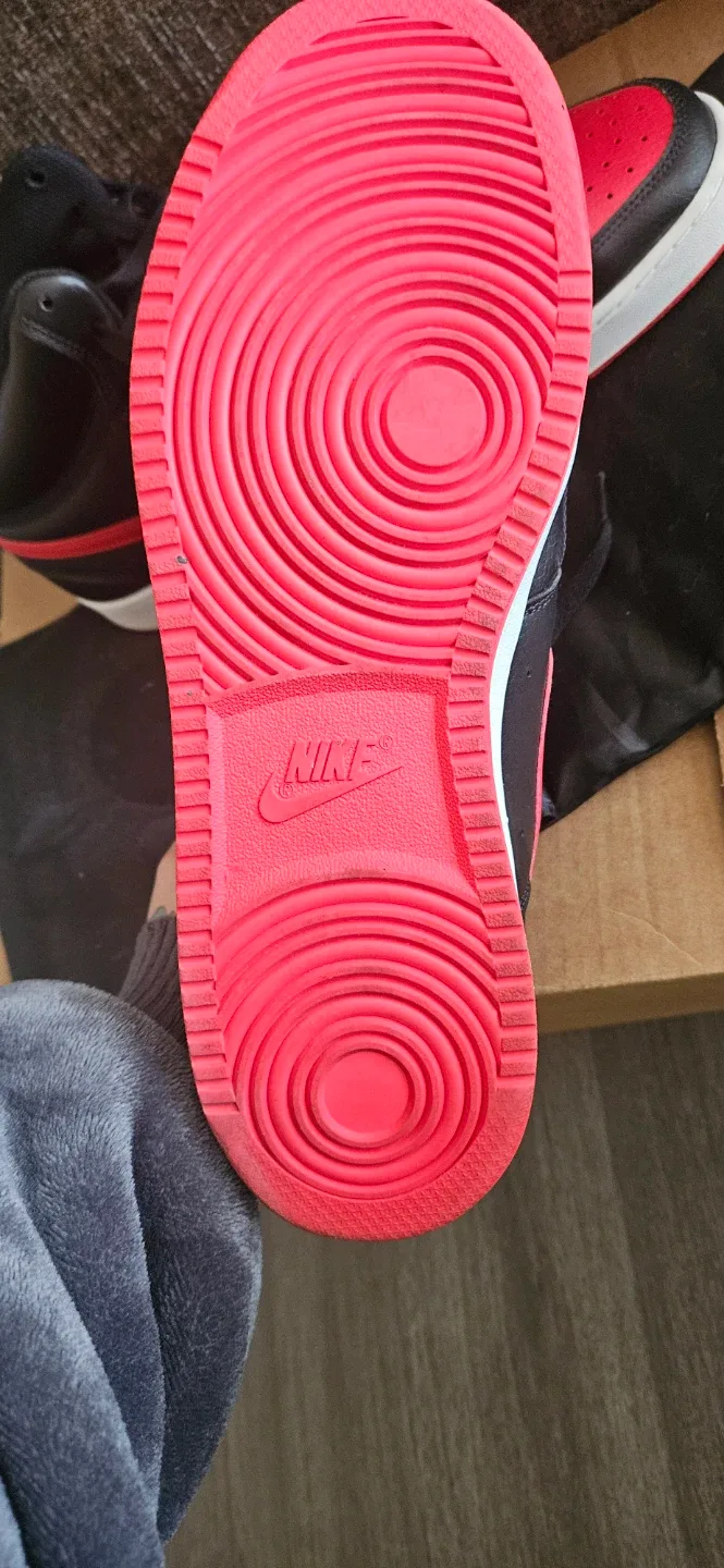 Nike Court Vision Mid Sneakers - Black & Red image indicator(4)