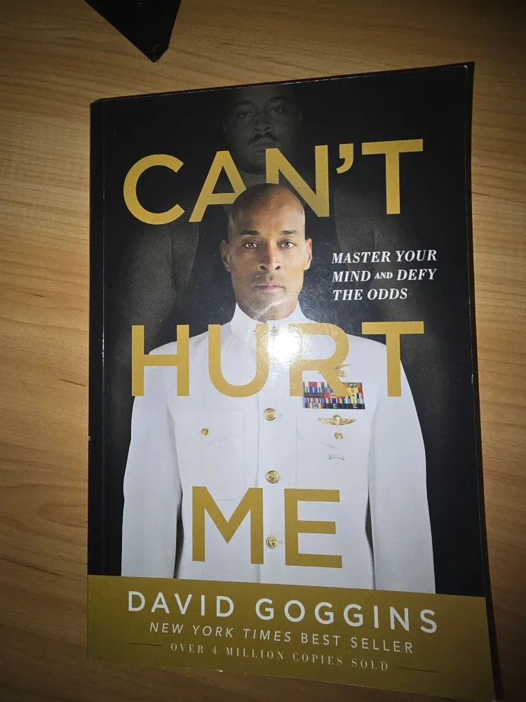 Can't Hurt Me Book by David Goggins