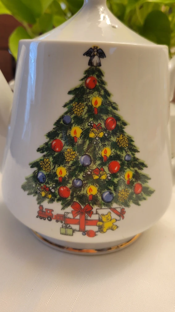 Vintage Fine Porcelain Xmas Teapot Set MadeInJapan 24K GoldTrim - photo 5