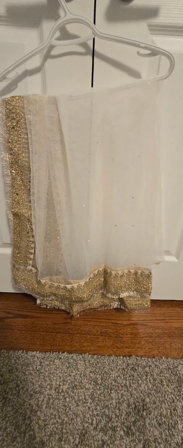 Women's Haseens Outfit image indicator(3)